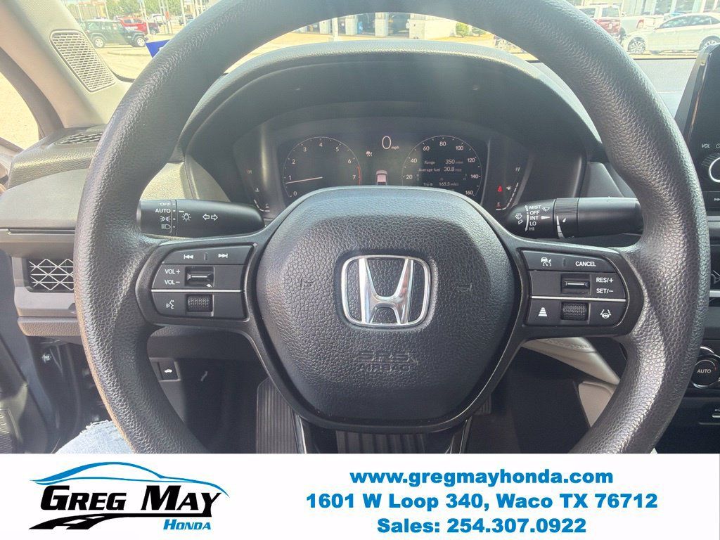 Used 2023 Honda Accord EX image 13