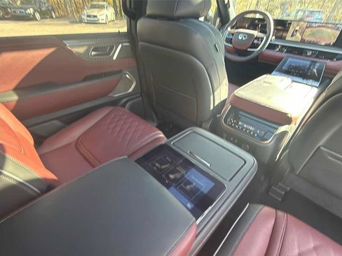 Certified 2025 INFINITI QX80 Autograph w/ Autograph Exterior Package image 26