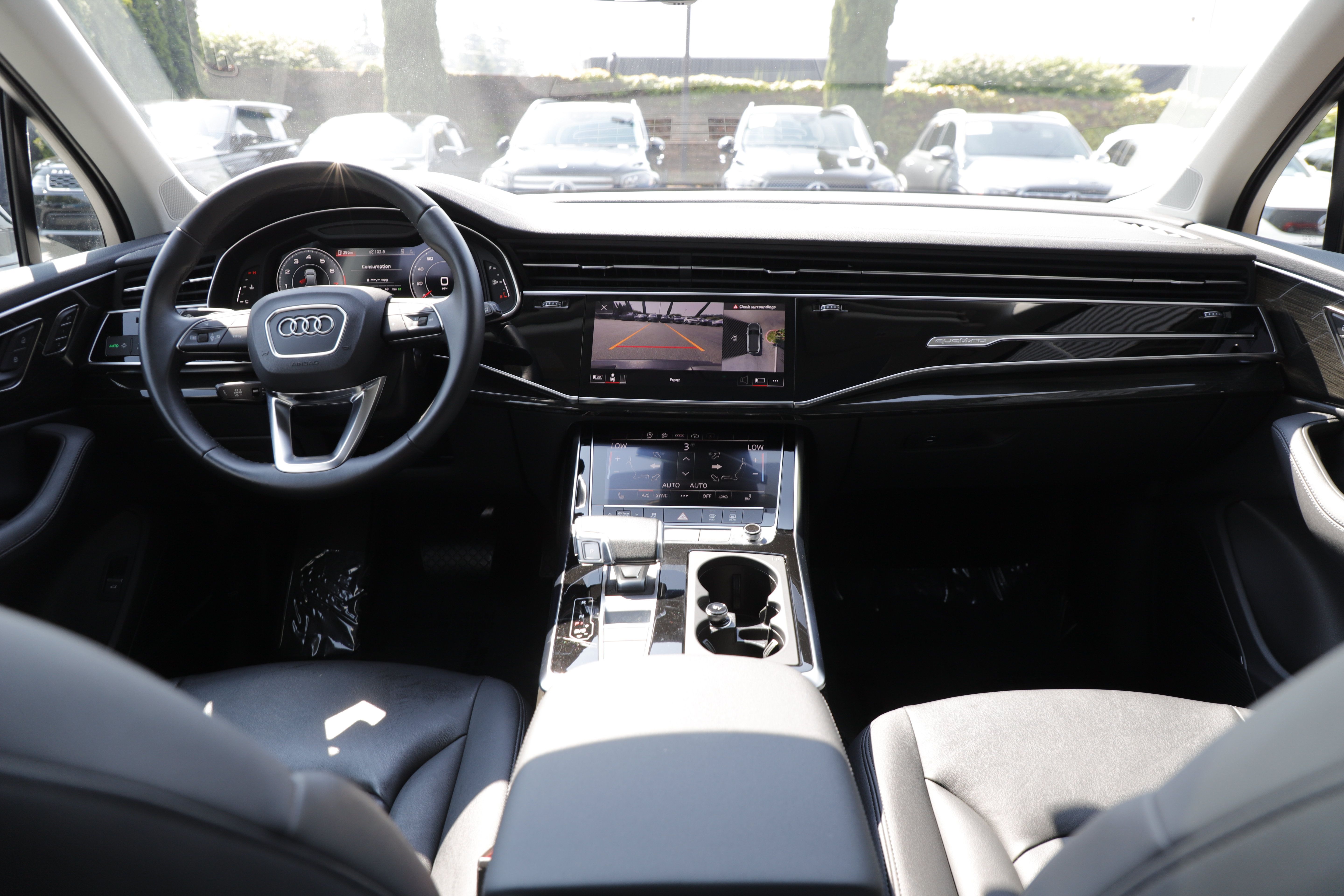 Used 2023 Audi Q7 3.0T Premium Plus w/ Premium Plus Package AWD/4WD image 13