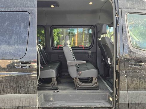 Used 2024 Mercedes-Benz Sprinter 2500 image 14