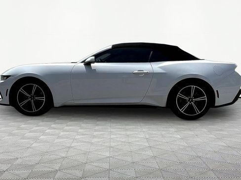 Used 2024 Ford Mustang Premium RWD image 4
