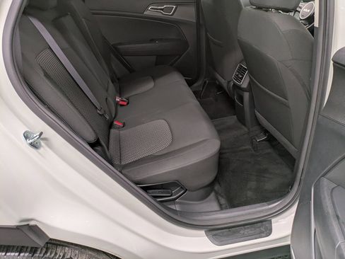 Certified 2024 Kia Sportage LX image 26