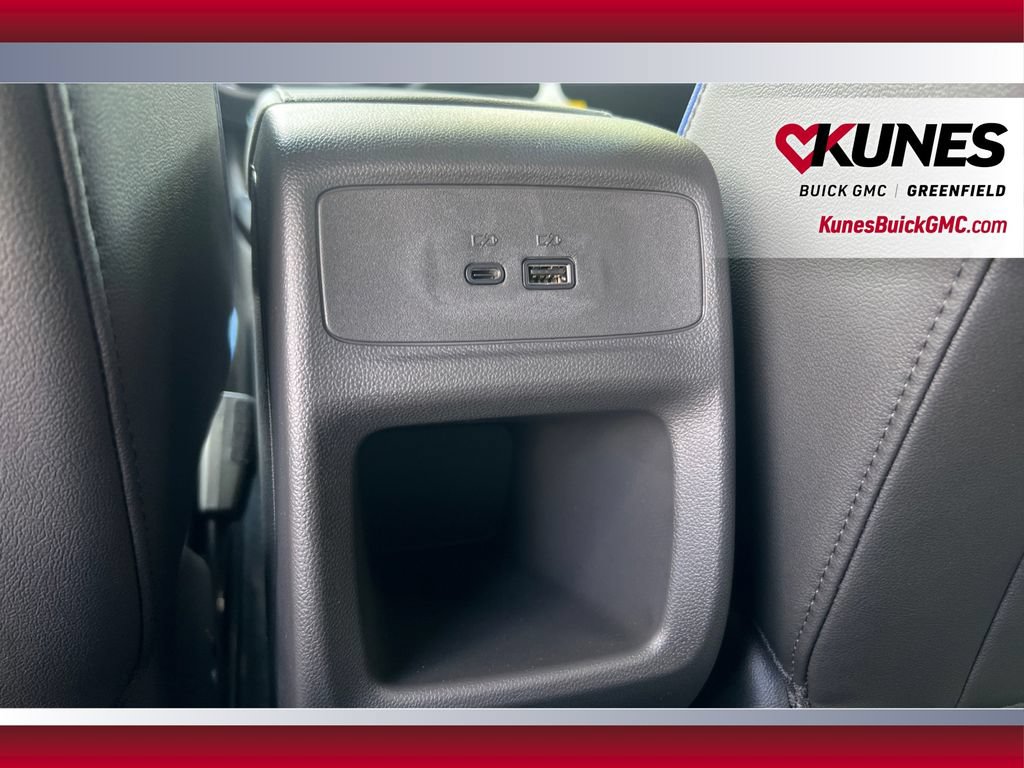 New 2026 Buick Envista Sport Touring w/ Convenience I Package FWD image 35
