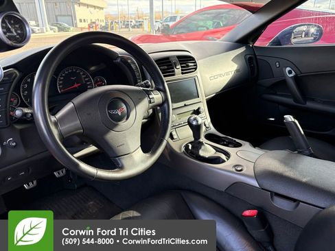 Used 2007 Chevrolet Corvette Z06 w/ Preferred Equipment Group image 2