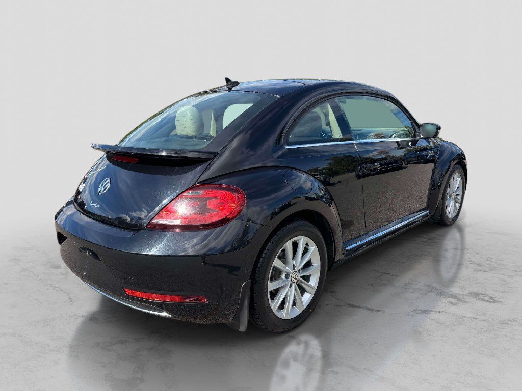 Used 2019 Volkswagen Beetle 2.0T SE FWD image 5