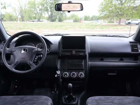 Used 2004 Honda CR-V LX image 16