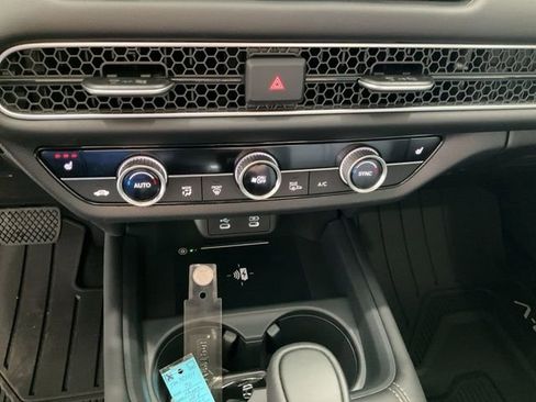 New 2026 Honda HR-V EX-L image 16