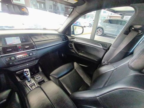 Used 2012 BMW X6 M image 36