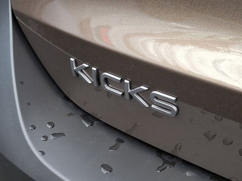 New 2026 Nissan Kicks SR w/ Cold Weather Package image 5