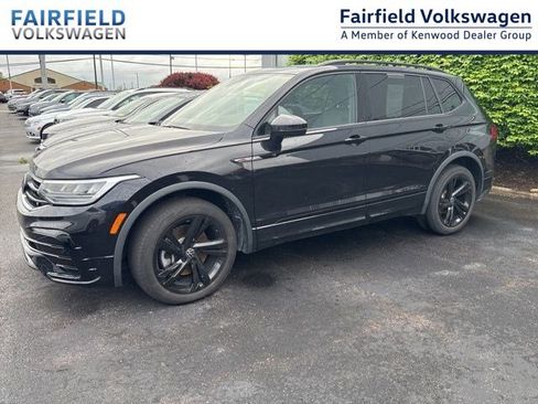 Certified 2023 Volkswagen Tiguan SE R-Line FWD image 1