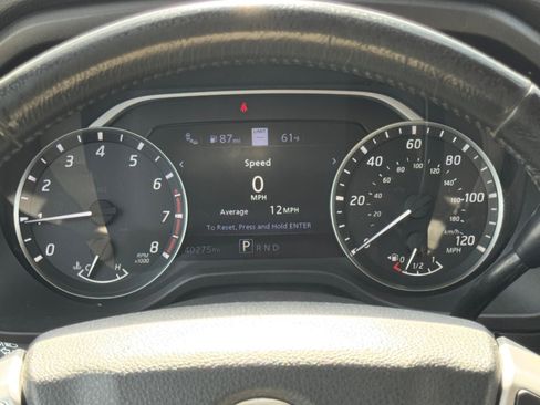 Used 2022 Nissan Titan SV w/ SV Convenience Package image 14