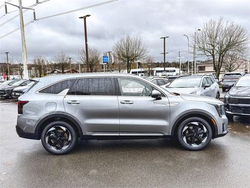 Certified 2025 Kia Sorento SX Prestige image 13