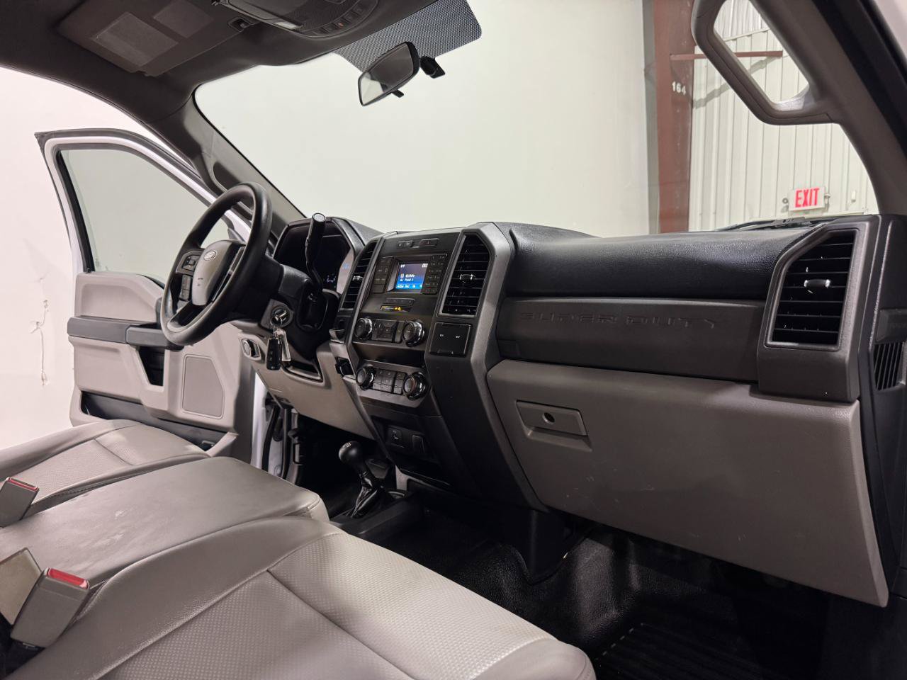 Used 2019 Ford F550 4x4 Regular Cab Super Duty image 11