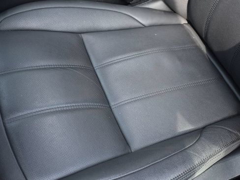 Used 2023 Land Rover Range Rover Evoque R-Dynamic SE AWD/4WD image 10
