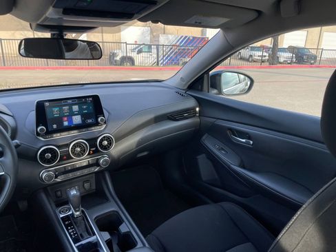 Used 2025 Nissan Sentra SV FWD image 38