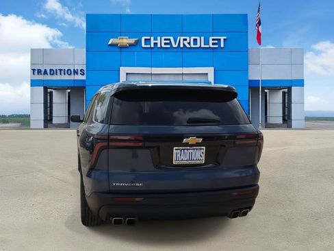 Certified 2024 Chevrolet Traverse LS w/ LPO, Floor Liner Package FWD image 8