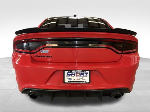 Used 2018 Dodge Charger R/T image 4