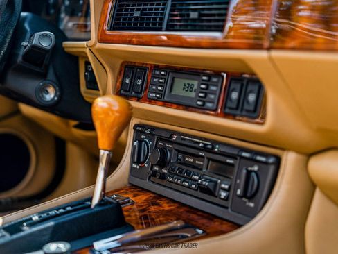 Used 1994 Jaguar XJS V12 Convertible image 39