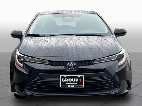 Used 2024 Toyota Corolla LE FWD image 4