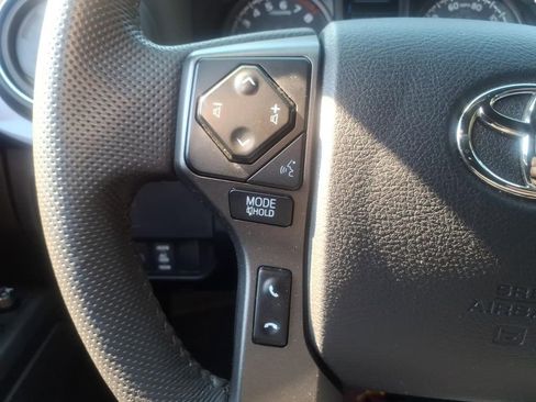 Used 2023 Toyota Tacoma TRD Off-Road image 23