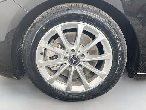 Used 2022 Mercedes-Benz A 220 w/ Premium Package Lite image 38