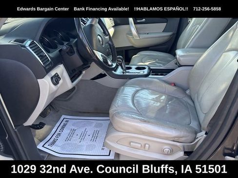 Used 2009 GMC Acadia SLT w/ LPO, Hit The Road Package AWD/4WD image 12