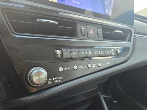Certified 2024 Lexus ES 350 w/ Accessory Package (Z2) FWD image 29