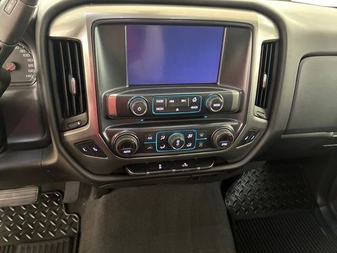 Used 2018 Chevrolet Silverado 1500 LT w/ All Star Edition image 21