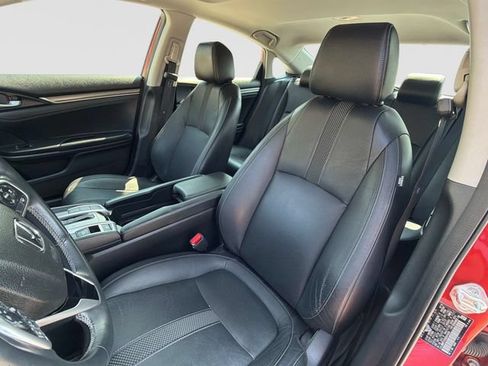 Used 2019 Honda Civic Touring image 20