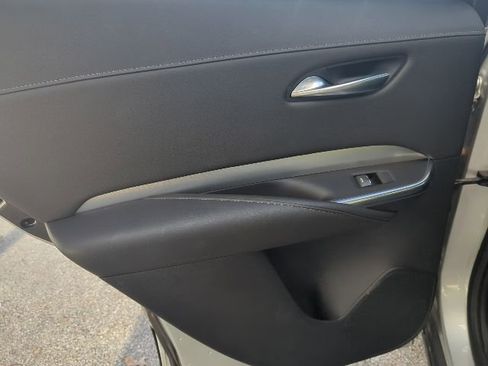 Used 2020 Cadillac XT4 Premium Luxury image 29