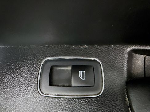 Used 2020 Dodge Charger SXT w/ Leather Interior Group image 31