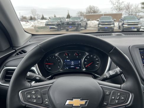 Used 2024 Chevrolet Equinox LT image 23