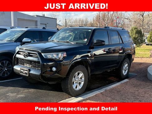 Used 2020 Toyota 4Runner SR5 image 1