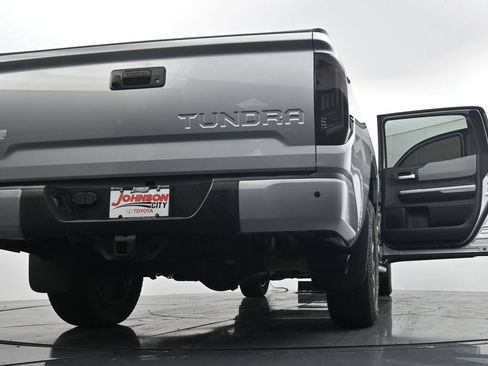 Used 2019 Toyota Tundra Limited w/ Limited Premium Package AWD/4WD image 44
