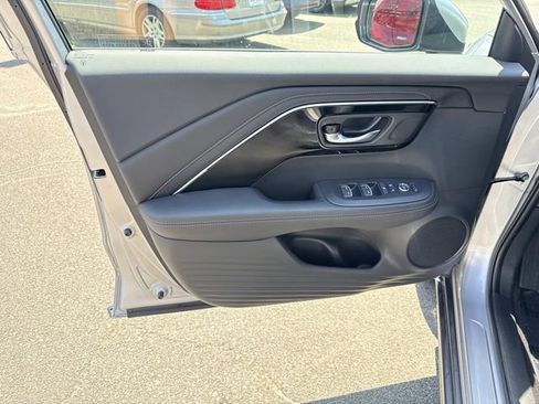Used 2025 Acura ADX AWD image 13