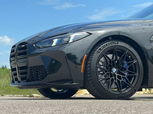 Used 2025 BMW M3 w/ Executive Package RWD image 13