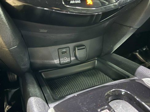 Used 2016 Nissan Rogue SL w/ SL Premium Package image 49