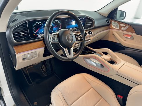 Used 2022 Mercedes-Benz GLE 350 4MATIC image 4