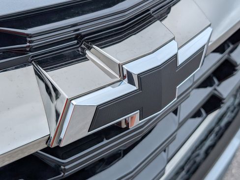 New 2026 Chevrolet Equinox ACTIV FWD image 5