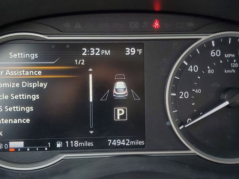 Used 2019 Nissan Kicks SV image 15