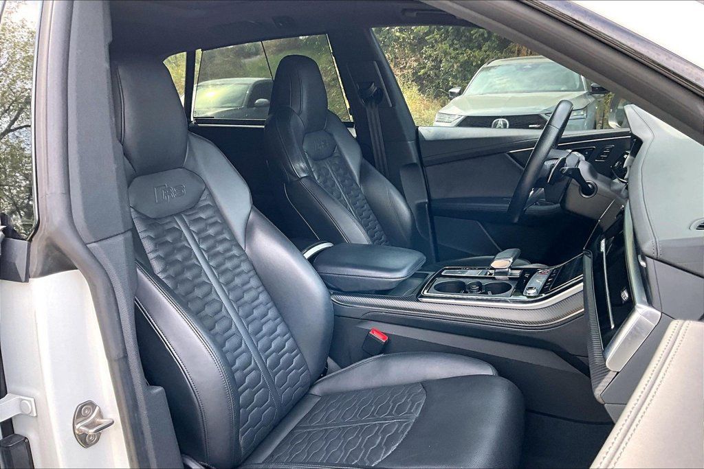 Used 2023 Audi RS Q8 AWD/4WD image 9