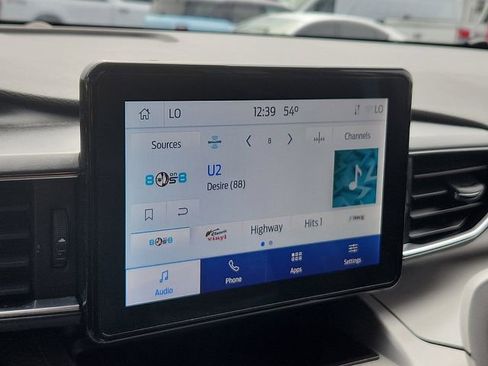 Certified 2022 Ford Explorer XLT w/ Equipment Group 202A image 12