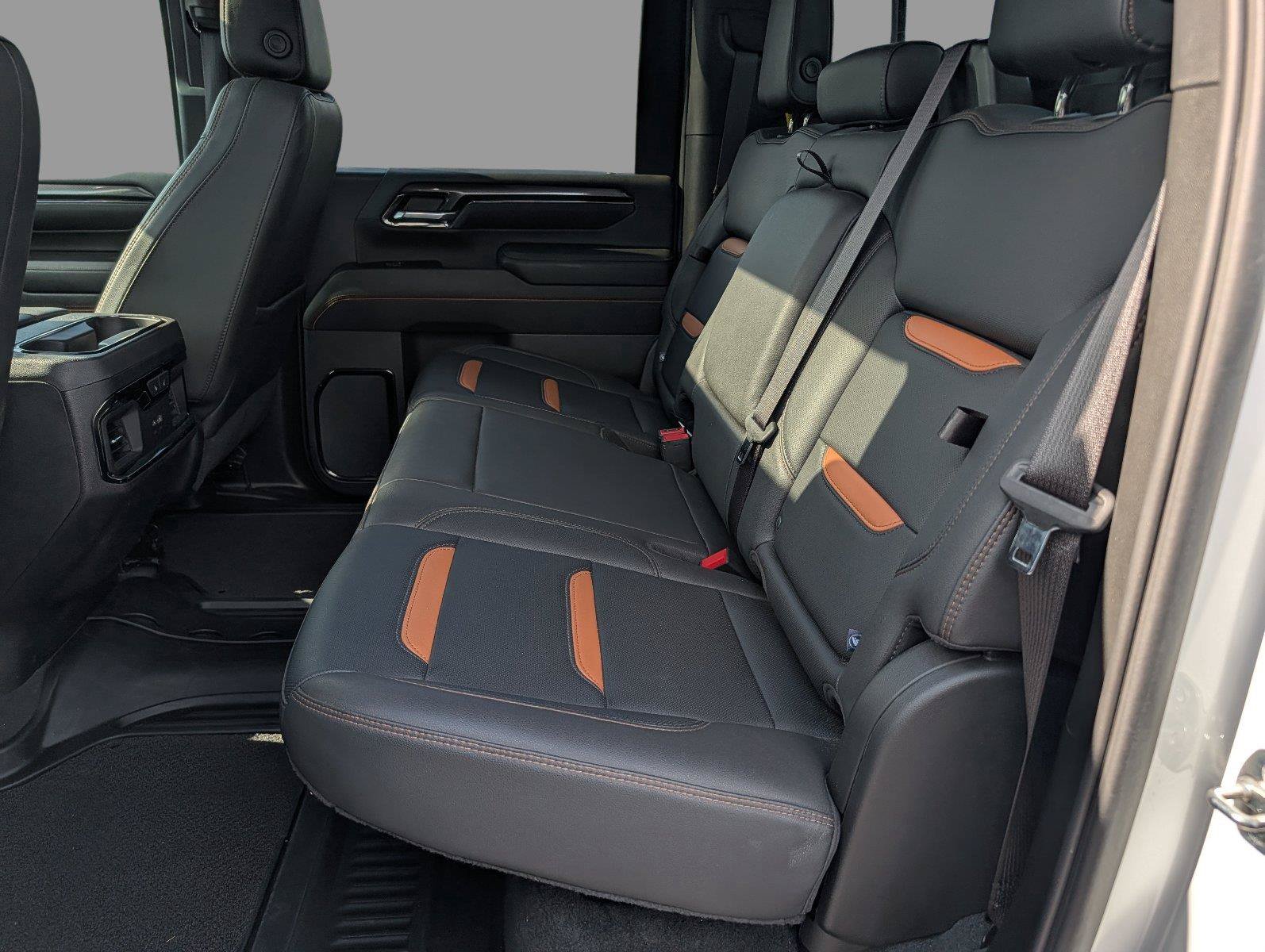 Certified 2024 GMC Sierra 2500 AT4 w/ AT4 Premium Plus Package AWD/4WD image 36