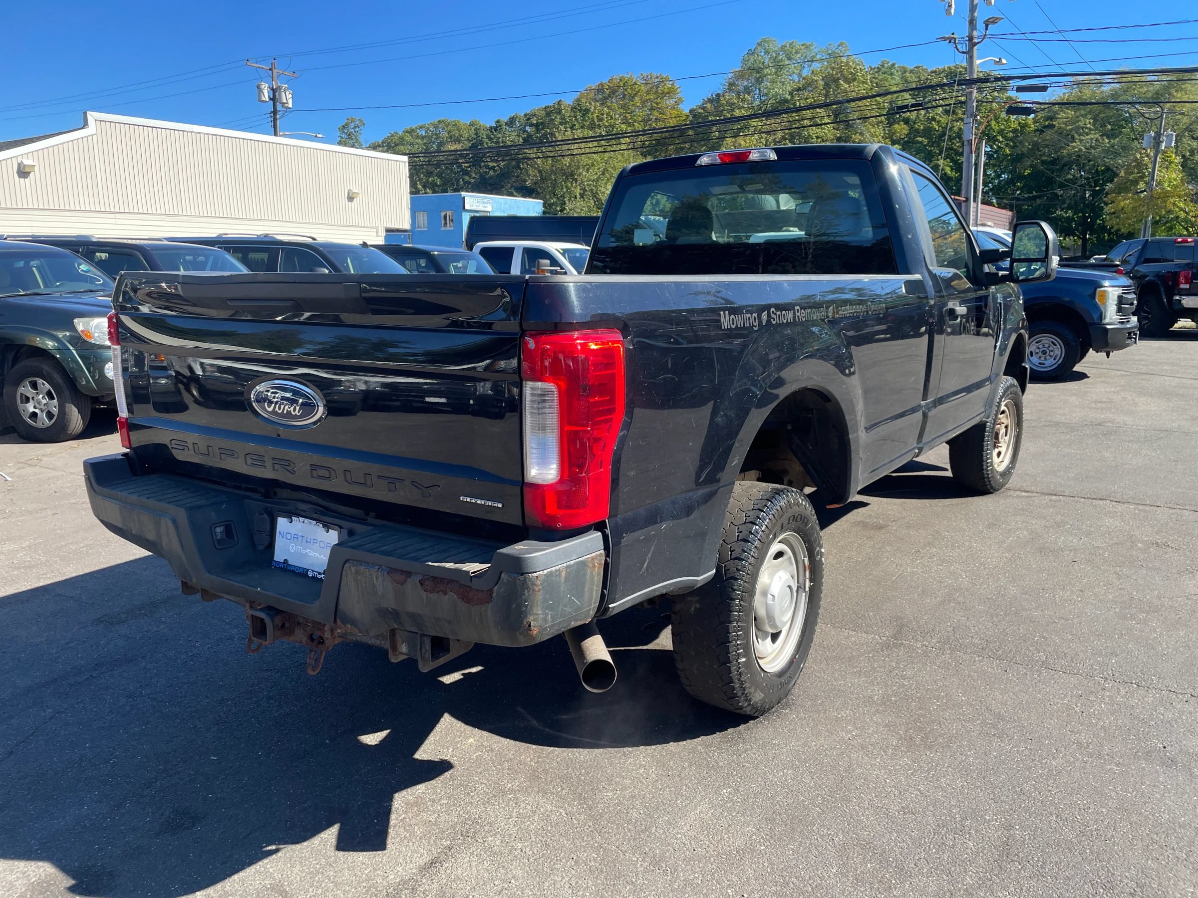 Used 2017 Ford F250 XL w/ Power Equipment Group AWD/4WD image 5