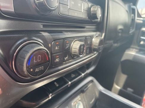 Used 2018 Chevrolet Silverado 1500 LT w/ Texas Edition RWD image 6