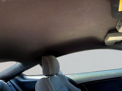 Used 2021 Ford Mustang Coupe RWD image 17