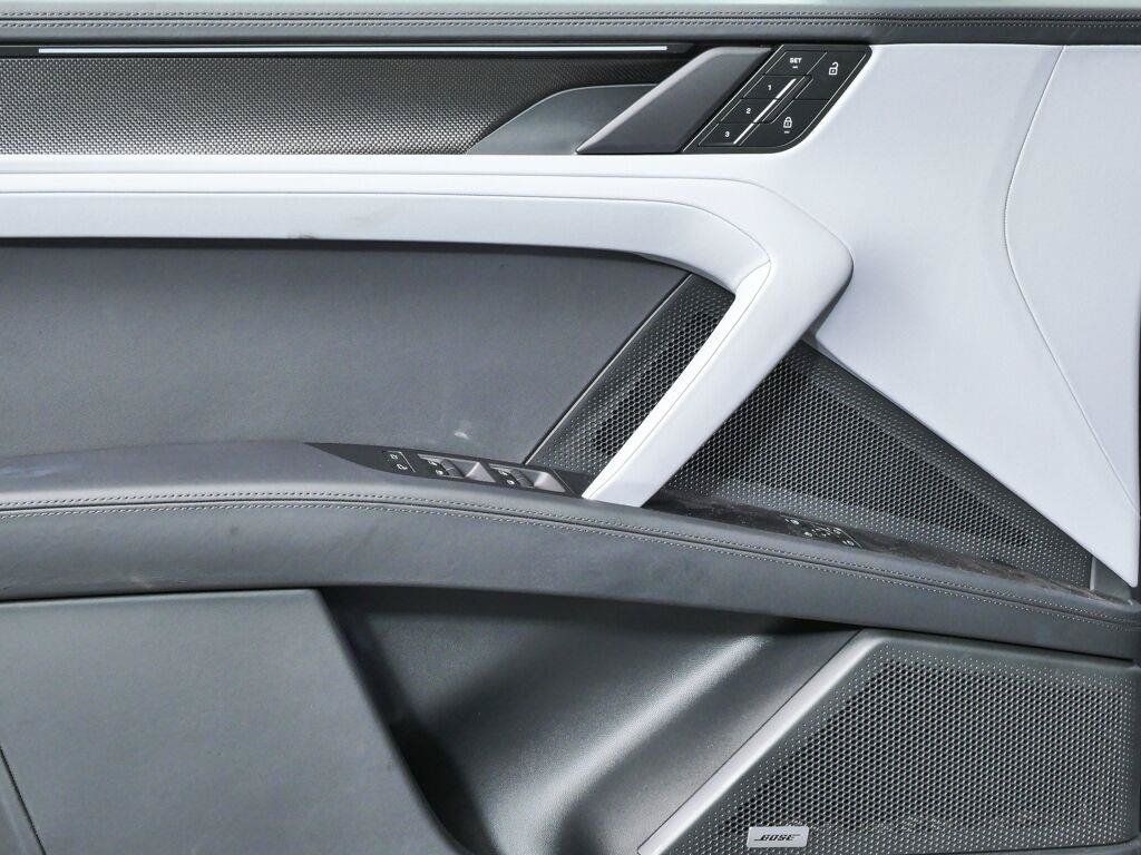 New 2026 Porsche Cayenne S AWD/4WD image 6