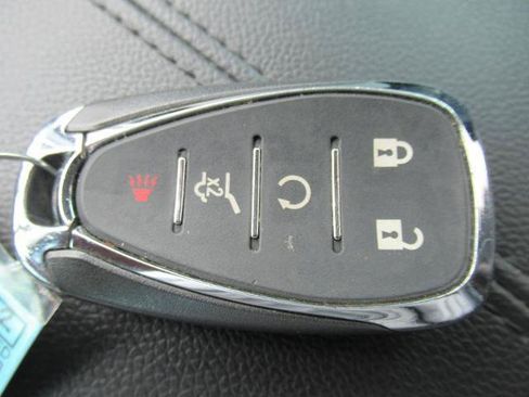 Used 2020 Chevrolet Equinox Premier AWD/4WD image 32