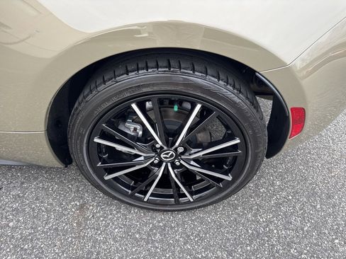 Used 2024 MAZDA MX-5 Miata RF Grand Touring image 12