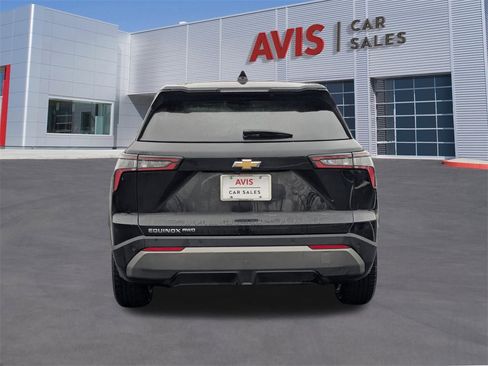 Used 2025 Chevrolet Equinox LT image 5